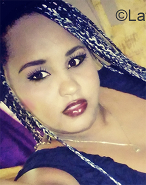 Date this nice looking Cuba girl Yinet from Havana CU676