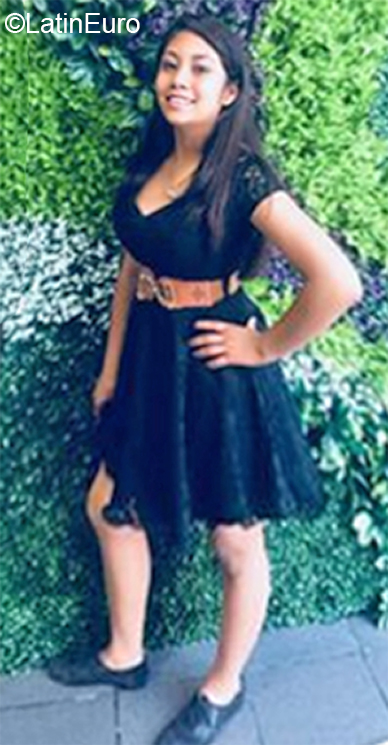 Date this fun Mexico girl Wendi from Ciudad Juarez MX1854