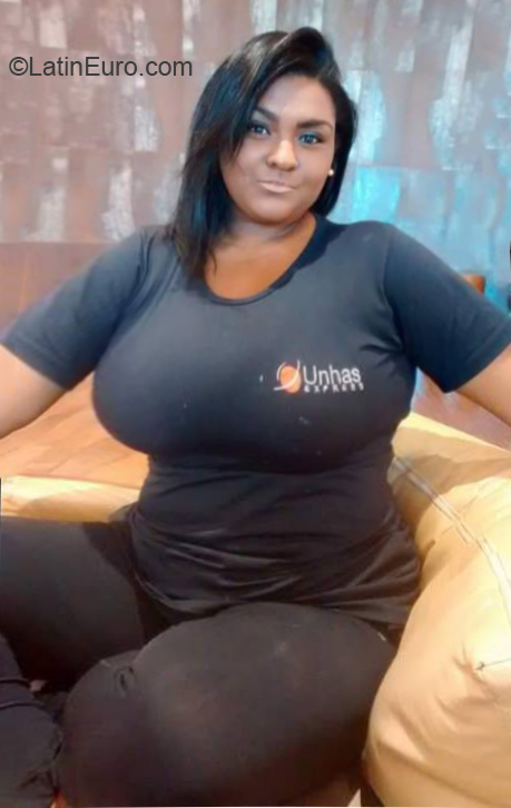 Date this sensual Brazil girl Louisy from Rio de Janeiro BR11174