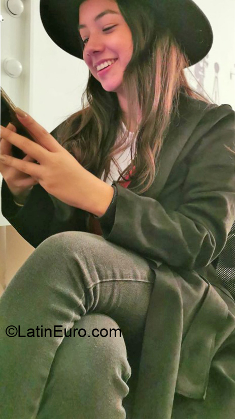 Date this passionate Peru girl Marbe from Lima PE1610