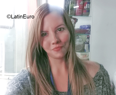 Date this sensual Venezuela girl Catherine from Maracaibo VE3347