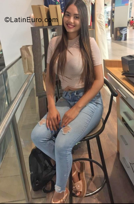 Date this sensual Peru girl Jene from Lima PE1620