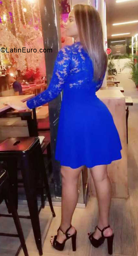 Date this hard body Panama girl Alexandra from Panama City PA1212