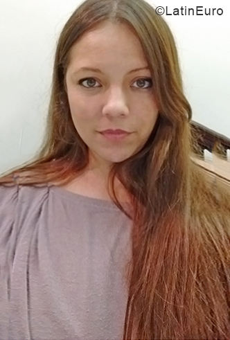 Date this happy Brazil girl Ana Cristina from Sao Paulo BR11219