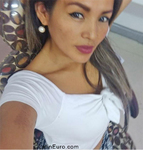 pretty Peru girl Navidad from Lima PE1653