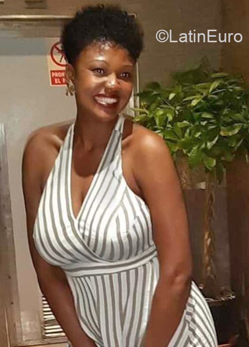 Date this funny Spain girl Jahi from Palma De Mallorca ES539