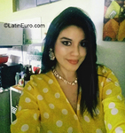 happy Peru girl Ivonne from Lima PE1669
