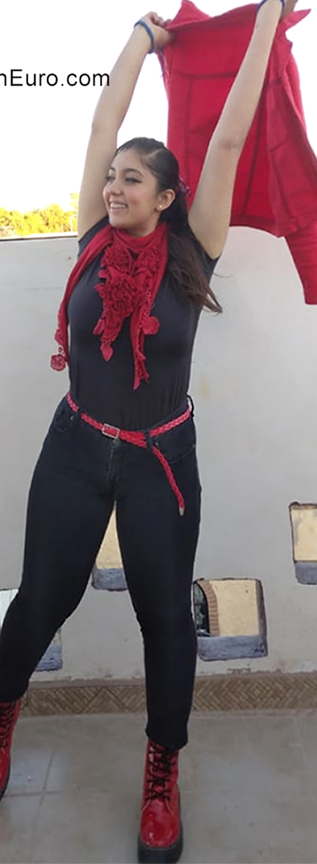 Date this charming Mexico girl Yadira from Jerez MX2118