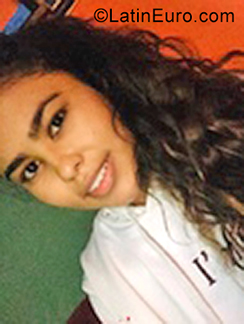 Date this delightful Panama girl Gladys from Panama PA1235