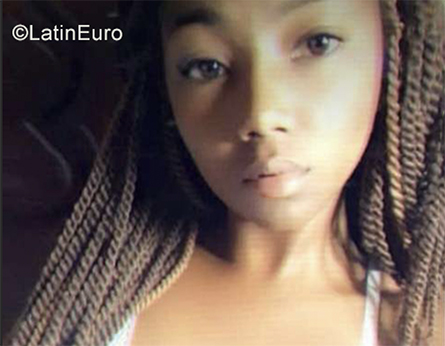 Date this fun Dominican Republic girl Karely from San Pedro de Macoris DO39041