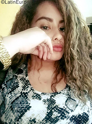 Date this hot Peru girl Alexandra from Arequipa PE1751