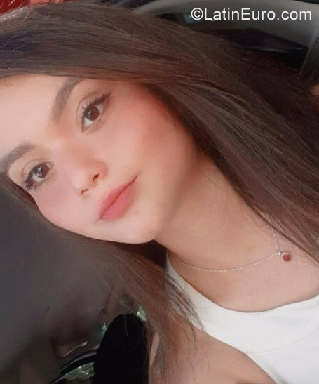 Date this funny Mexico girl Jazmin from Mexico City MX2310