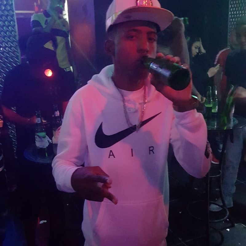 Date this lovely Dominican Republic man Yohan coats dis from Santo Domingo DO39615