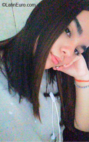 Date this sultry Argentina girl Dani from Mendoza AR717