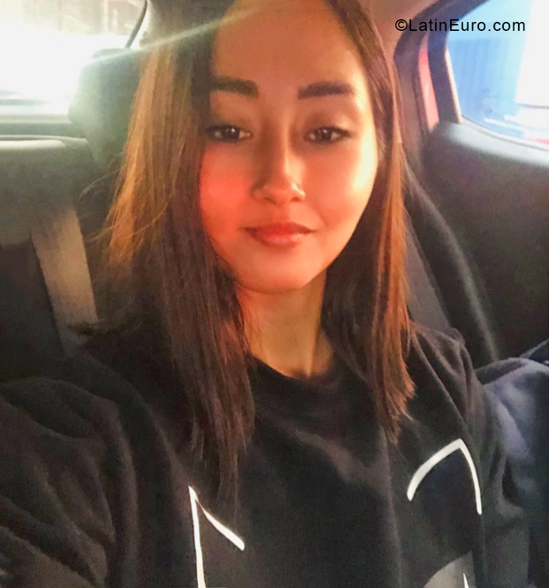 Date this hard body Peru girl Jazmn from Lima PE1859