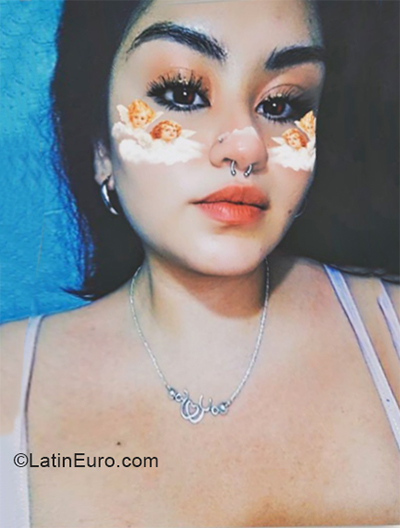 Date this charming Mexico girl Pohua from Mexico City MX2411
