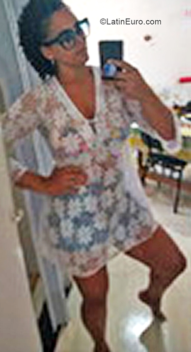 Date this sensual Brazil girl Patricia from Salvador BR11401