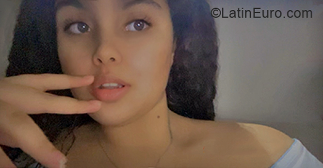 Date this sensual Peru girl Fabiola from Lima PE1896