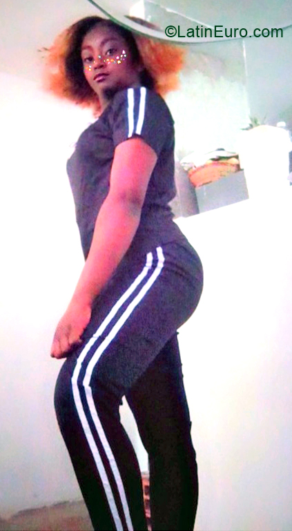 Date this athletic Colombia girl Camila from Bogota CO30451
