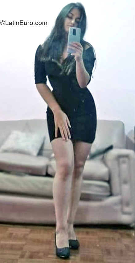Date this athletic Ecuador girl Laura from Quito EC858