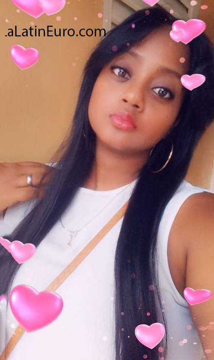 Date this tall Dominican Republic girl Nersy from Santo Domingo DO40029