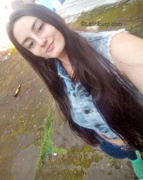 Date this young Colombia girl Leidy trujillo from Aremenia CO30667