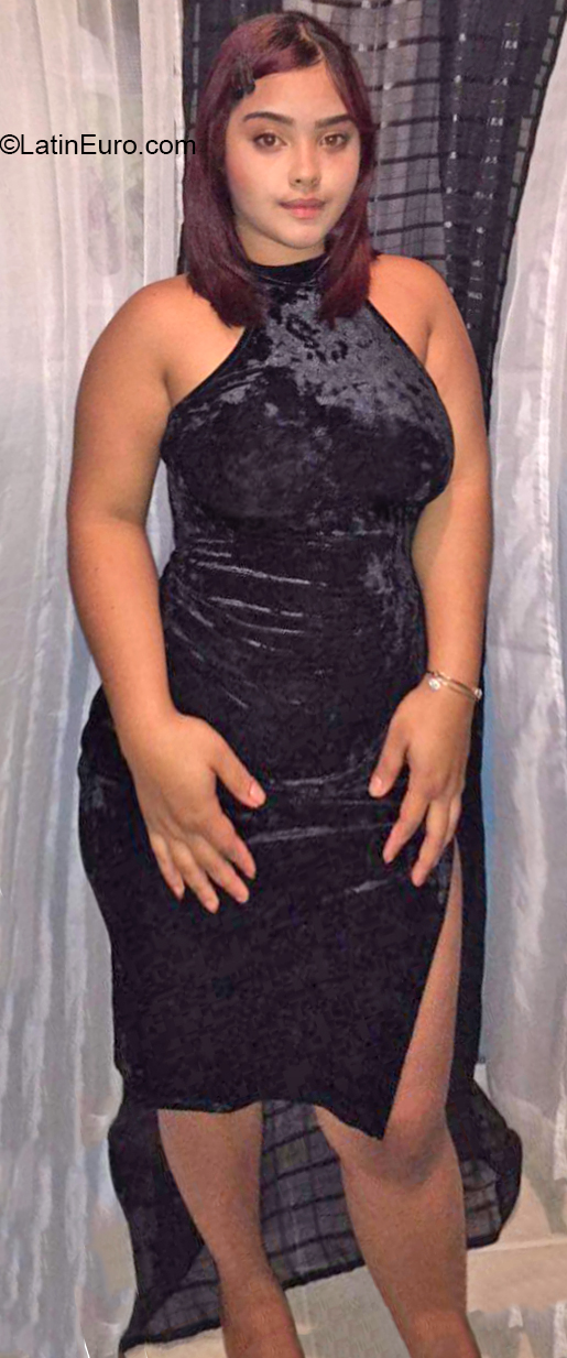 Date this fun Dominican Republic girl Jariely from Santiago DO40109