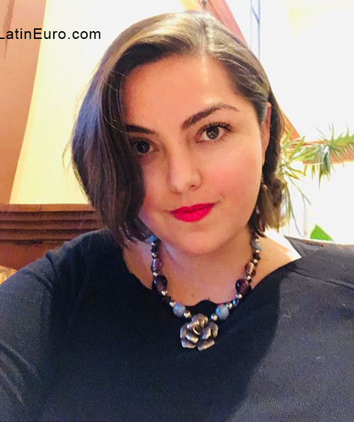 Date this cute Mexico girl Perla from Ciudad De México MX2488
