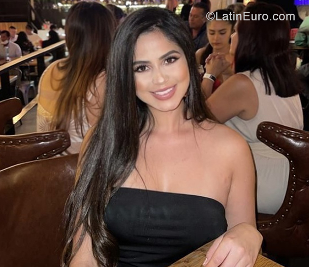 Date this beautiful Colombia girl Beatriz from Medellin CO30896