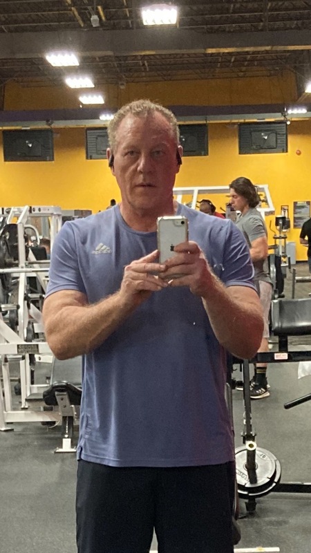 Date this tall United States man Blue from Charlotte US21502