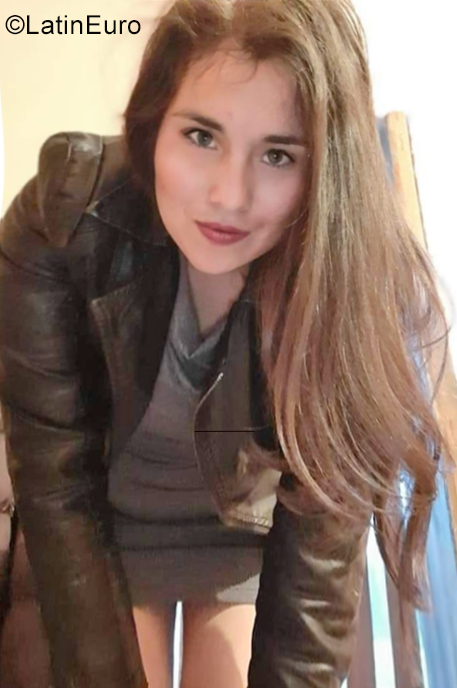 Date this foxy Peru girl Vanesa from Cusco PE1942