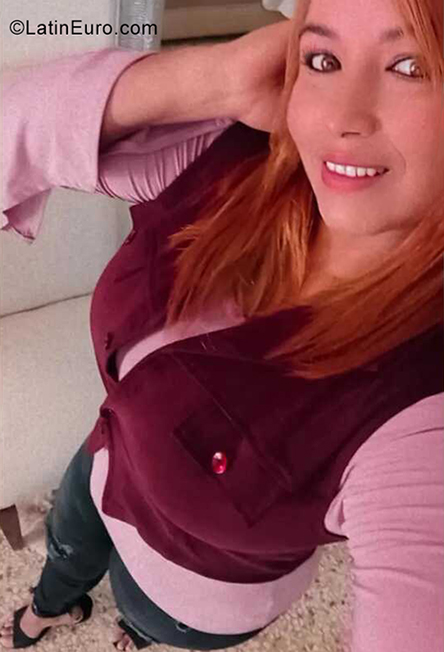 Date this fun Dominican Republic girl Dilenia from Santo Domingo DO40612