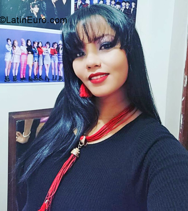 Date this foxy Colombia girl BELA from Bucaramanga CO31107