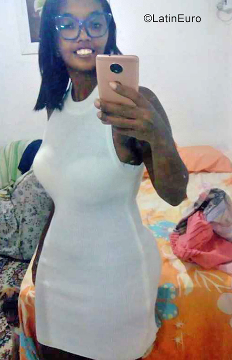 Date this stunning Brazil girl Lela from Recife BR11587