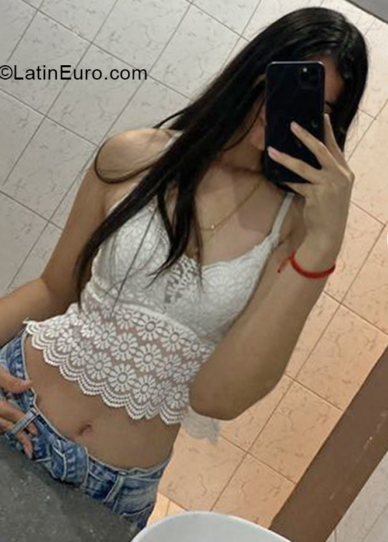 Date this good-looking Peru girl Susan from Lima PE1976