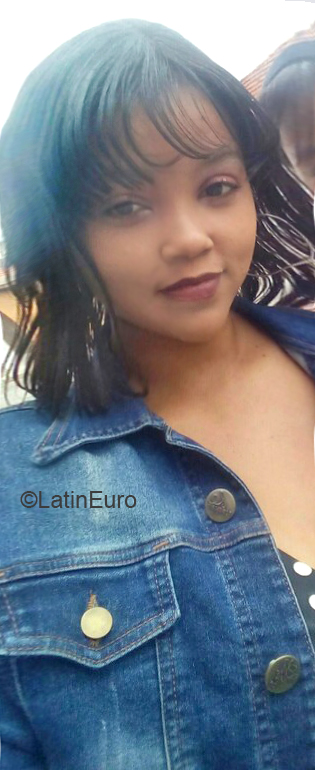Date this fun Brazil girl Jessica from Sao Paulo BR11670