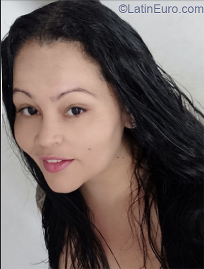 Date this foxy Brazil girl Irani from Sao Paulo BR11681