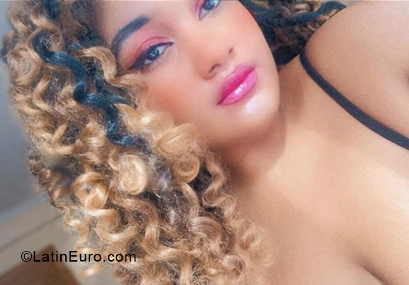 Date this young Spain girl Galilea Walter from Valencia ES697