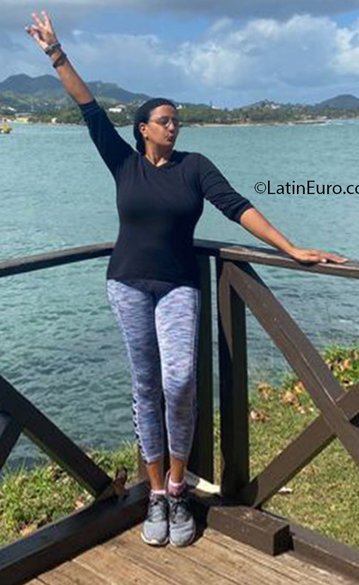 Date this nice looking Dominican Republic girl Jacquelin from Santiago De Los Caballeros DO40739