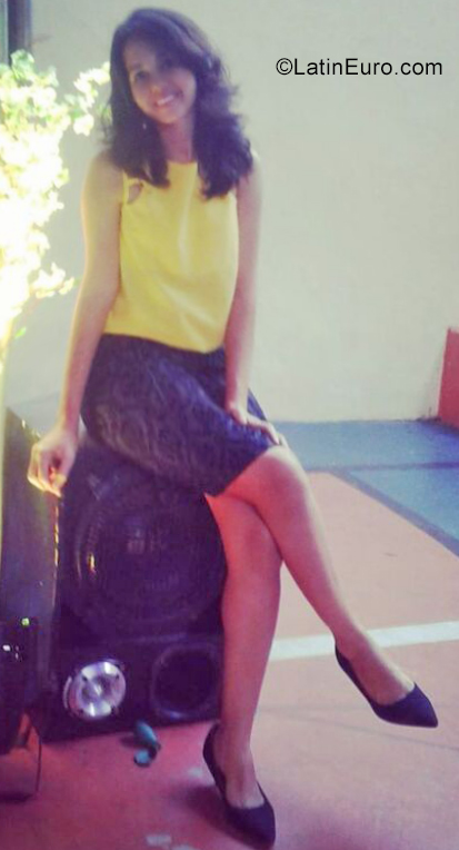 Date this pretty Brazil girl Priscila from Fortaleza BR11845