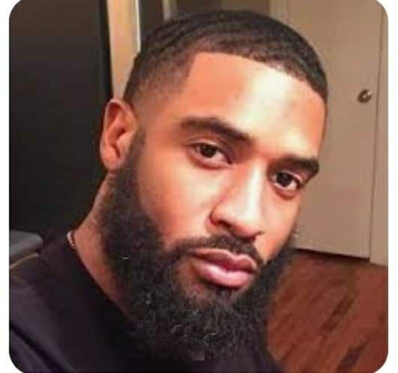 Date this young United States man Diju from Tampa US21741