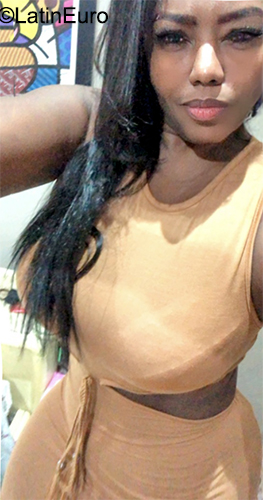 Date this nice looking Brazil girl Eliane from Rio De Janeiro BR11916