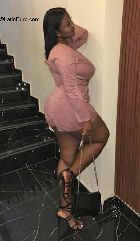 Date this exotic Dominican Republic girl Smits from Santo Domingo DO40857