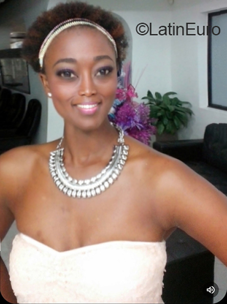 Date this beautiful Colombia girl Luz from Cali CO31902