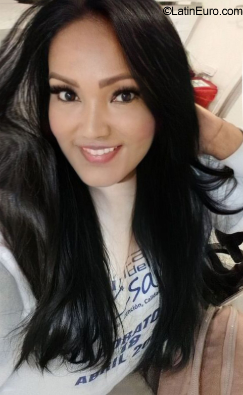 Date this beautiful Colombia girl Cecilia30 from Valledupar CO31905