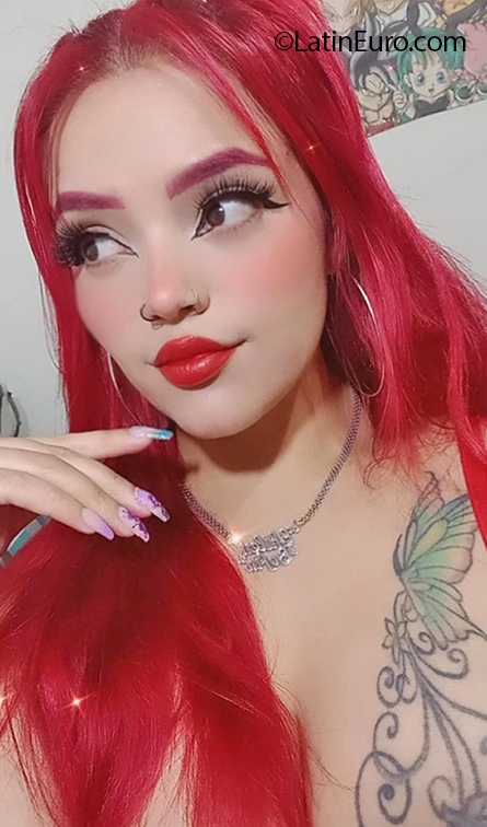 Date this attractive Colombia girl Angie from Bogota CO31936