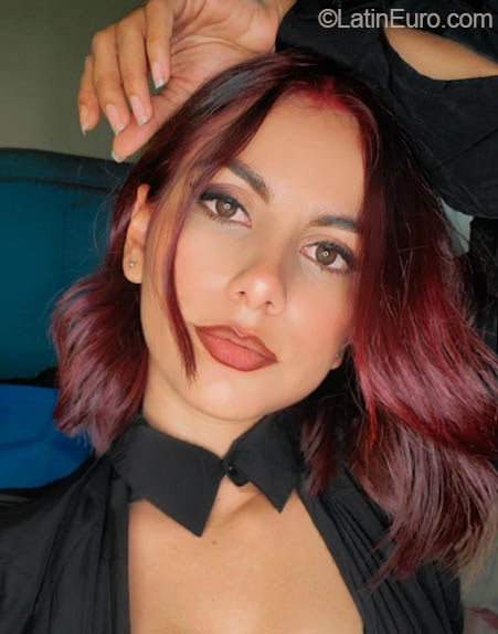 Date this exotic Honduras girl Elizabeth from Tegucigalpa HN2952