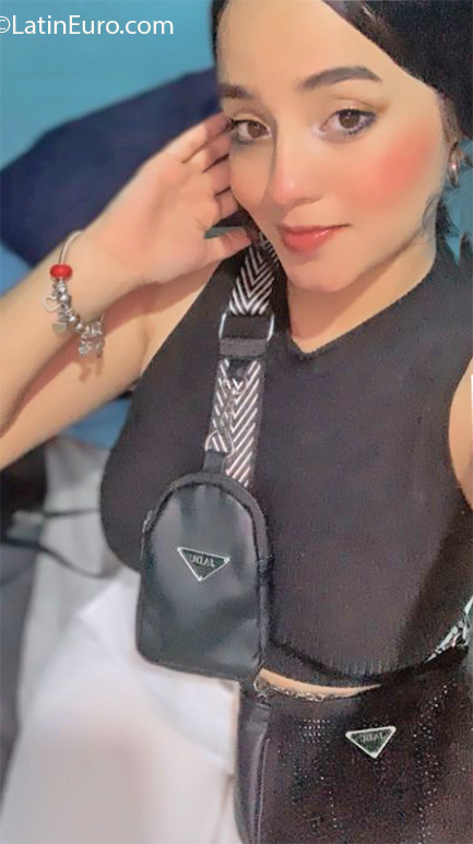 Date this pretty Colombia girl Daniela from Cucuta CO32003