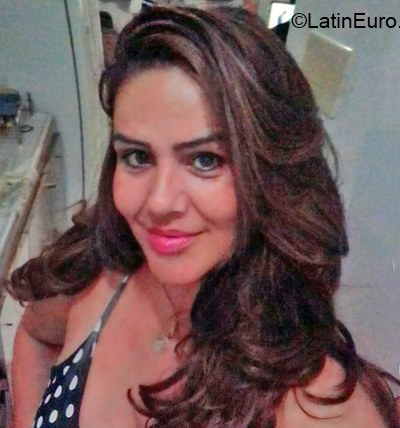Date this hard body Brazil girl LUCIANE from Porto Alegre BR12163