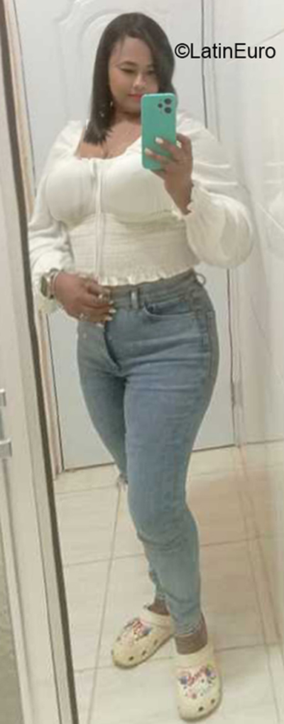 Date this lovely Dominican Republic girl Juana from Montecristi DO41211